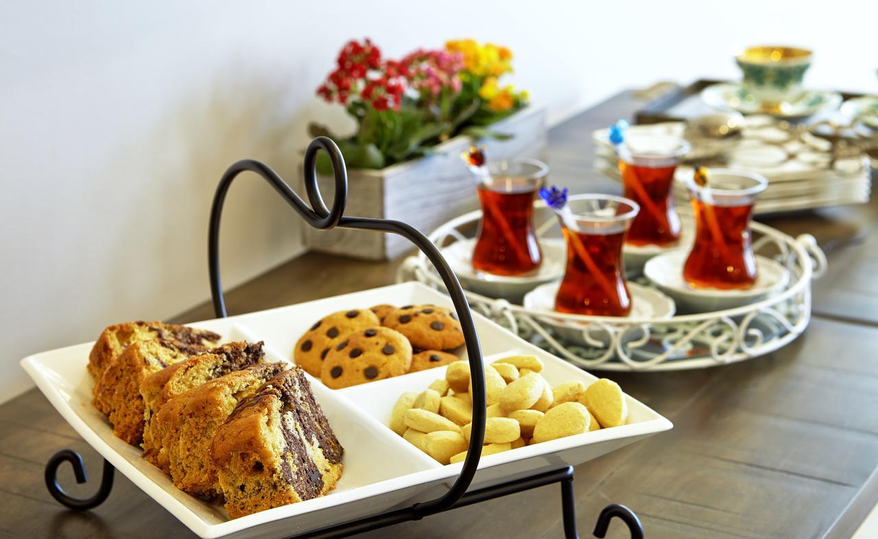 Eritrina ألاتشاتي المظهر الخارجي الصورة